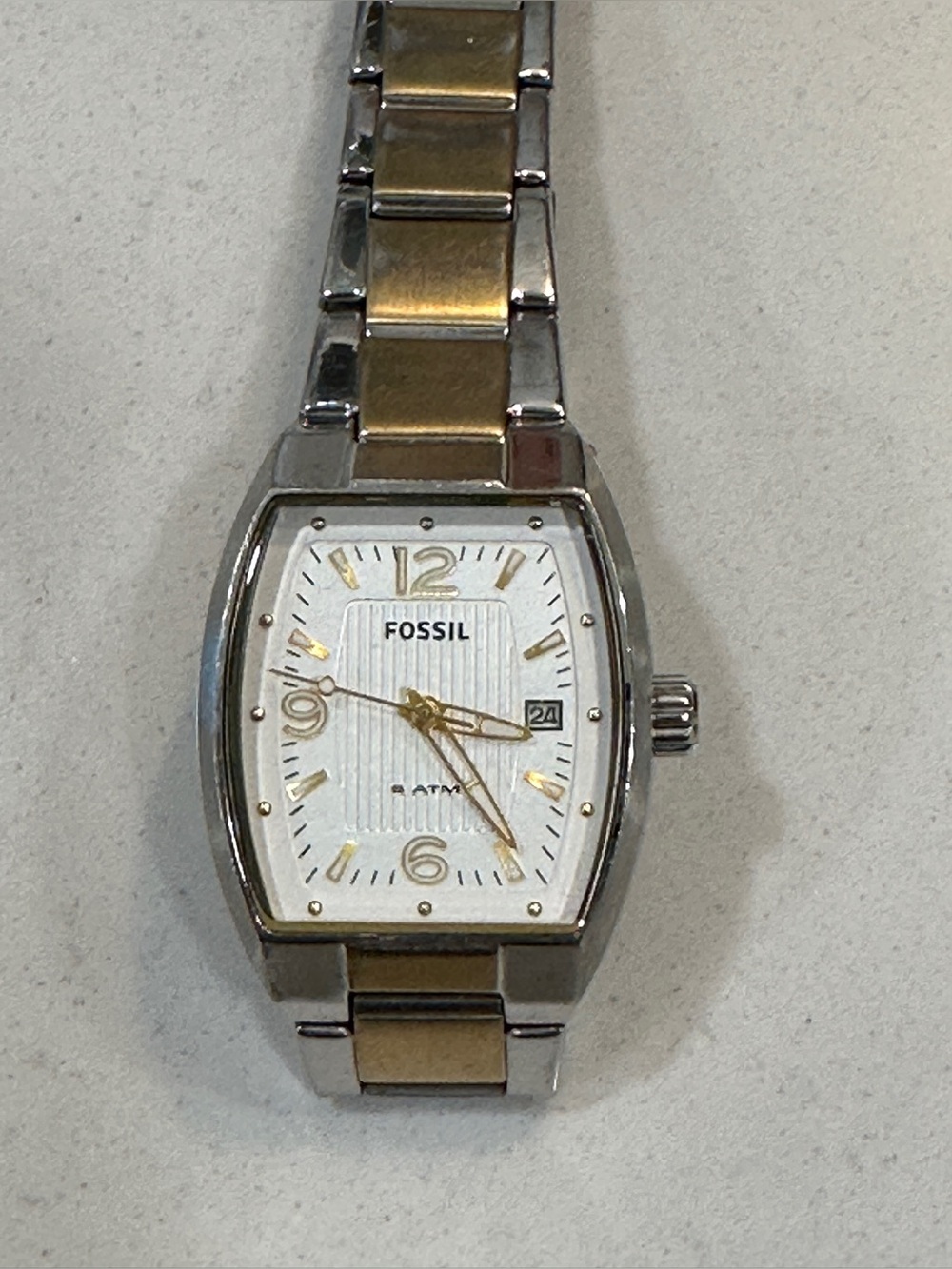 Two Tone Silver Gold Tonneau Date Watch Classic Stainless Steel Minimalist - Picture 5 of 9